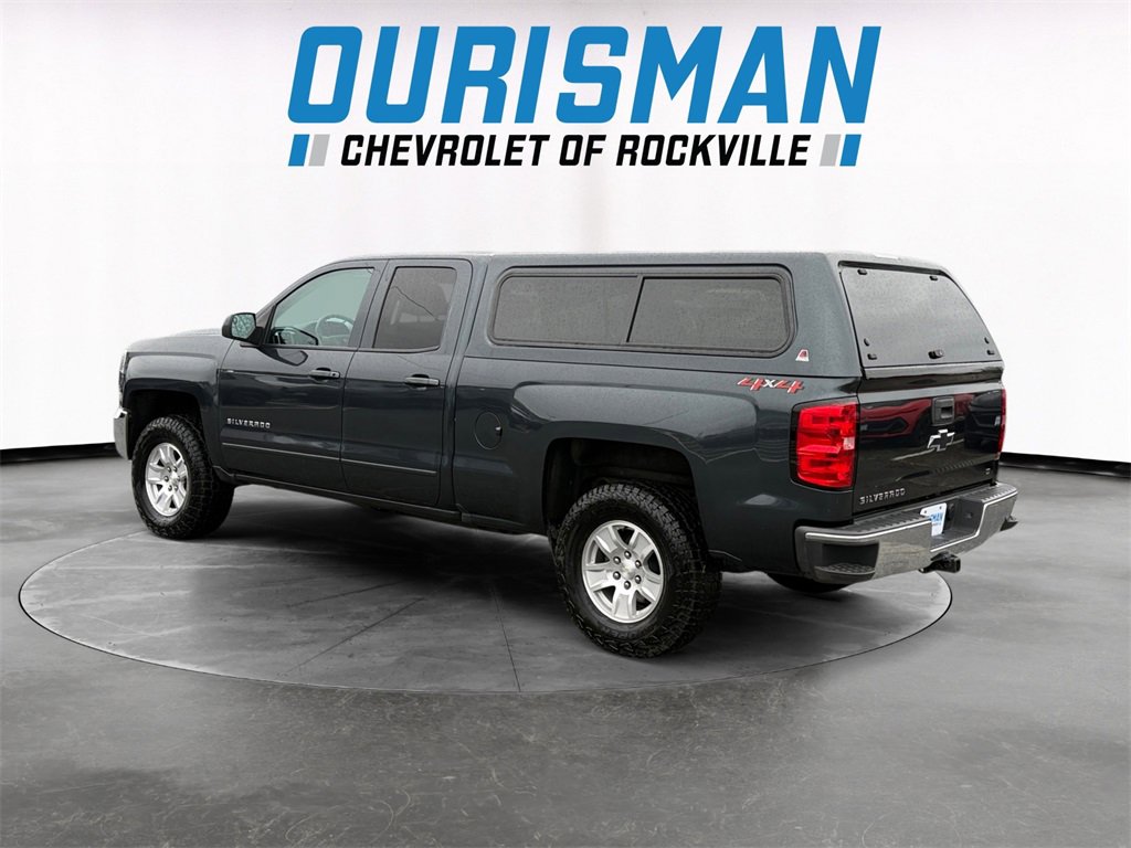 2018 Chevrolet Silverado 1500 LT photo 3