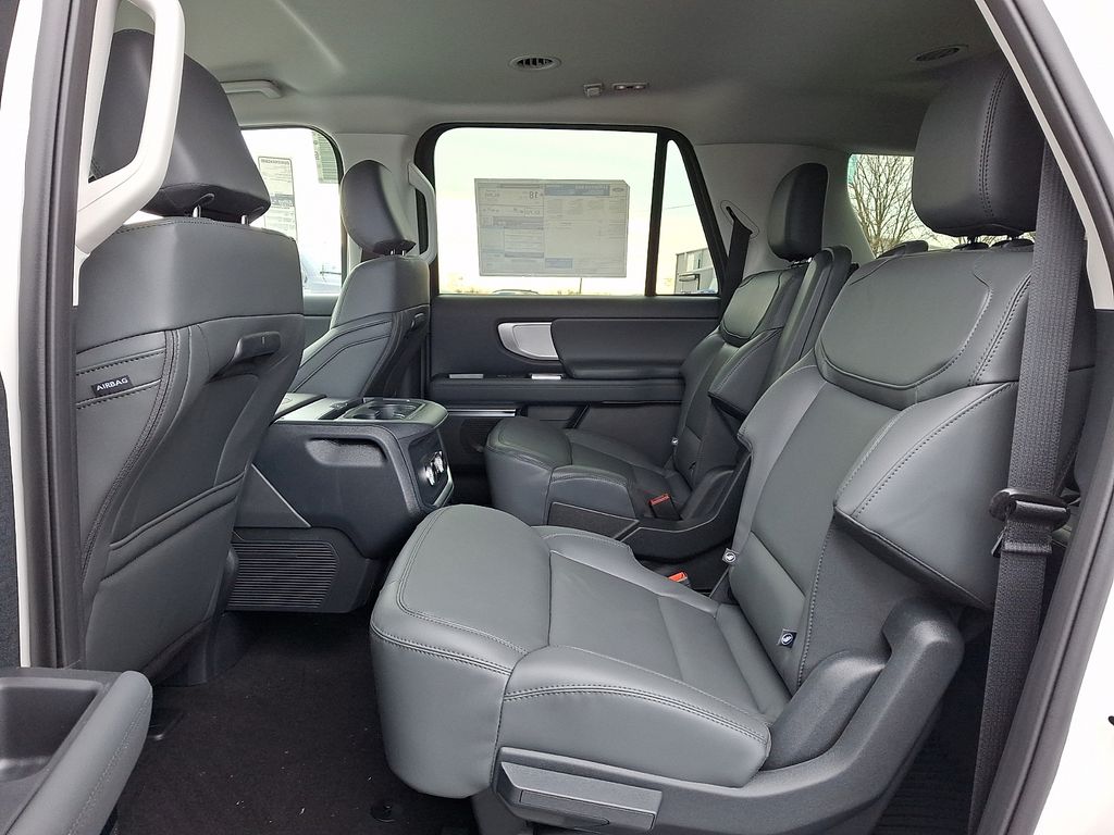 2026 Ford Expedition MAX Active - Photo 8