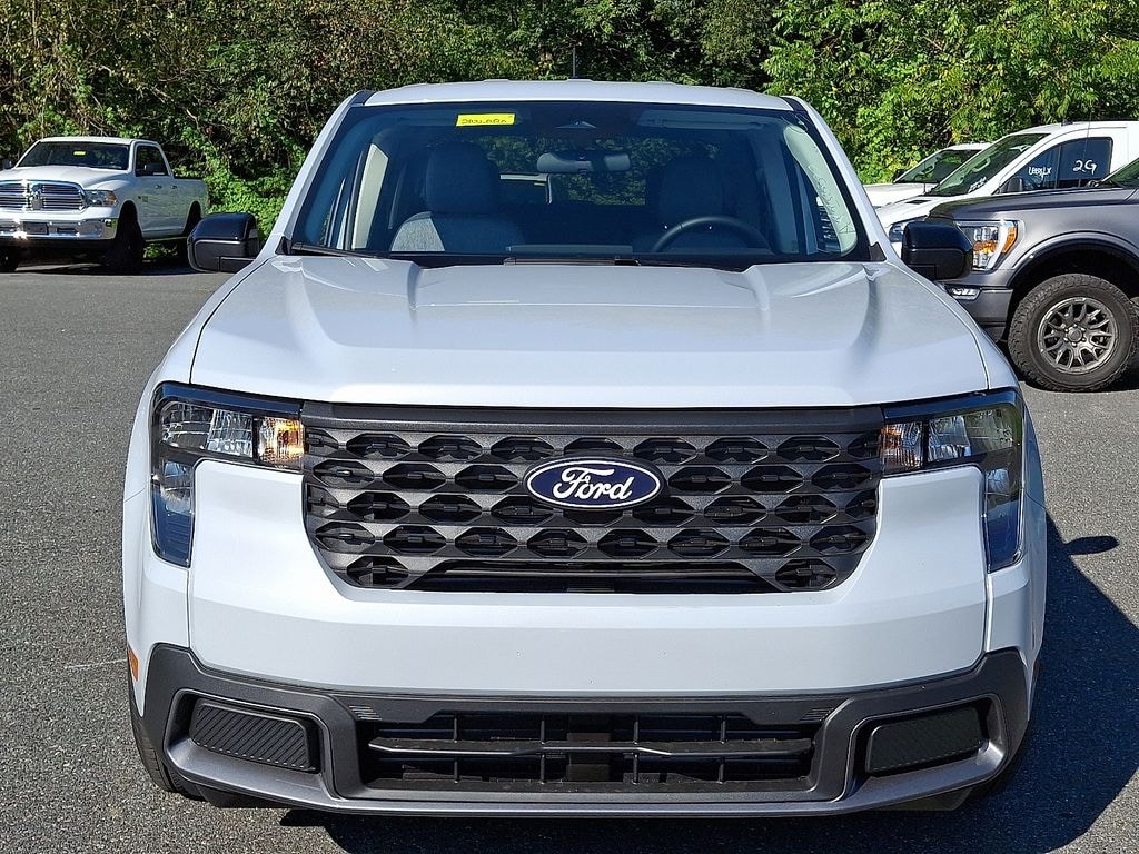New 2025 Ford Maverick XLT Truck
