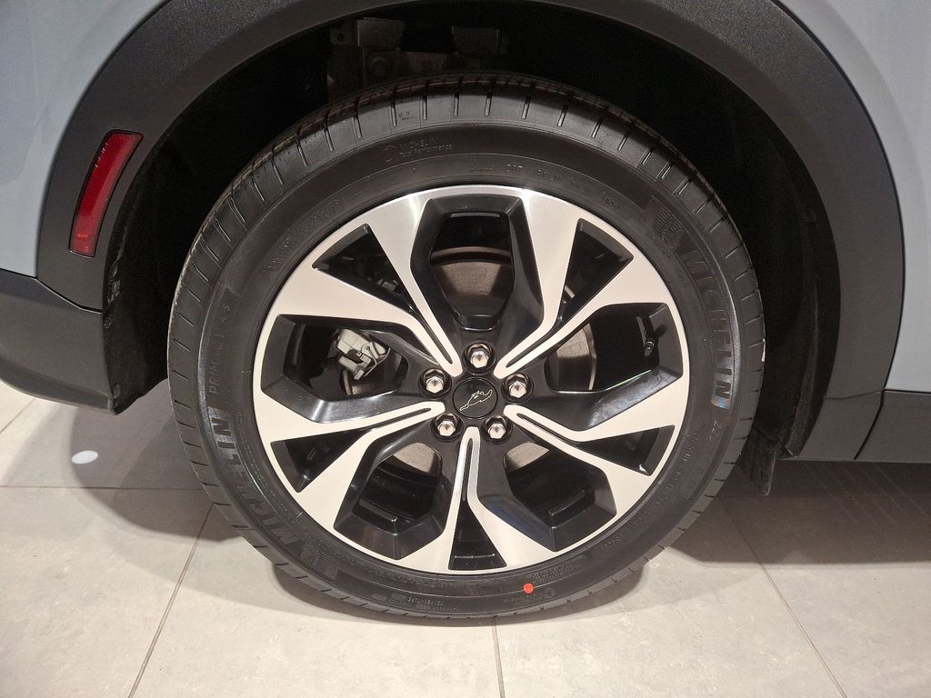 2024 Ford Mustang Mach-E Select - Photo 5