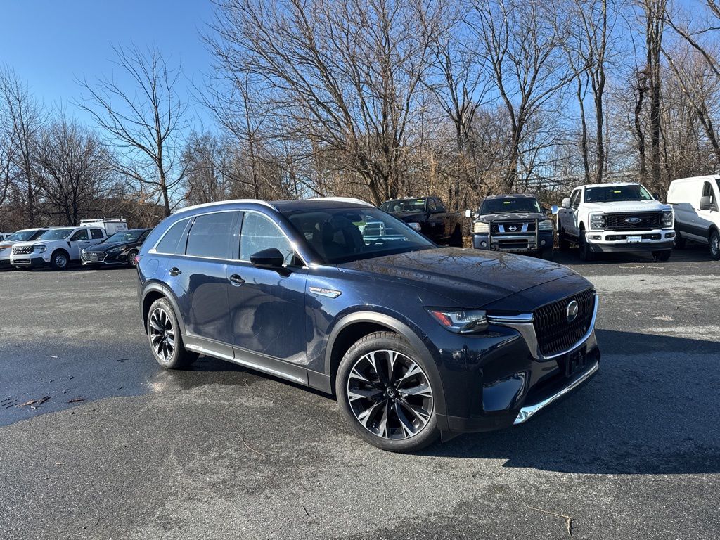 2024 Mazda CX-90 Premium Package's photo