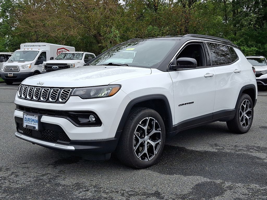 2024 Jeep Compass Limited photo 3