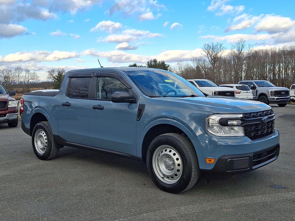 2022 Ford Maverick XL's photo