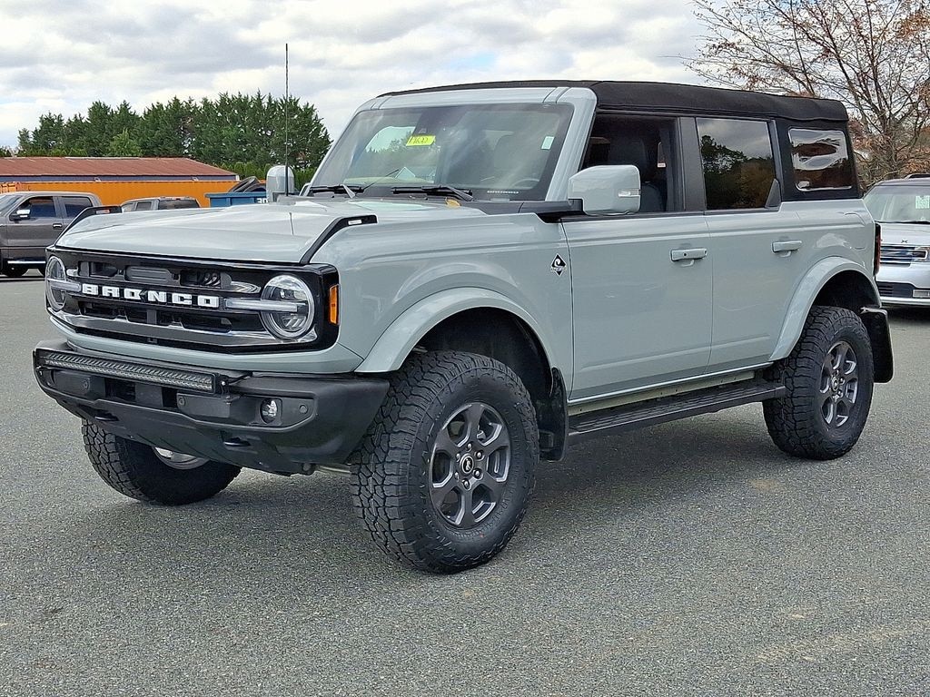 Used 2024 Ford Bronco Outer Banks SUV