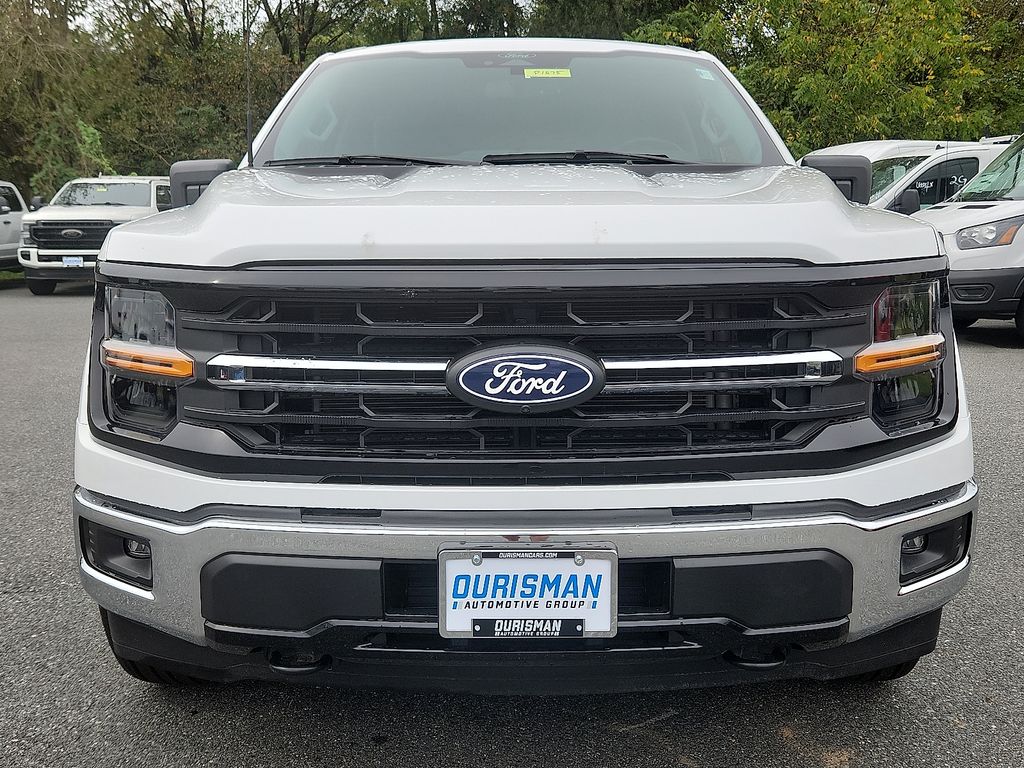 2024 Ford F-150 XLT photo 2