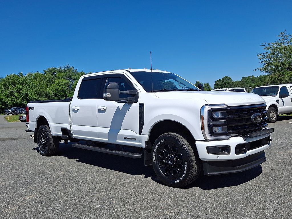 2024 Ford F-250 Lariat 4x4 Crew Cab 176 in's photo