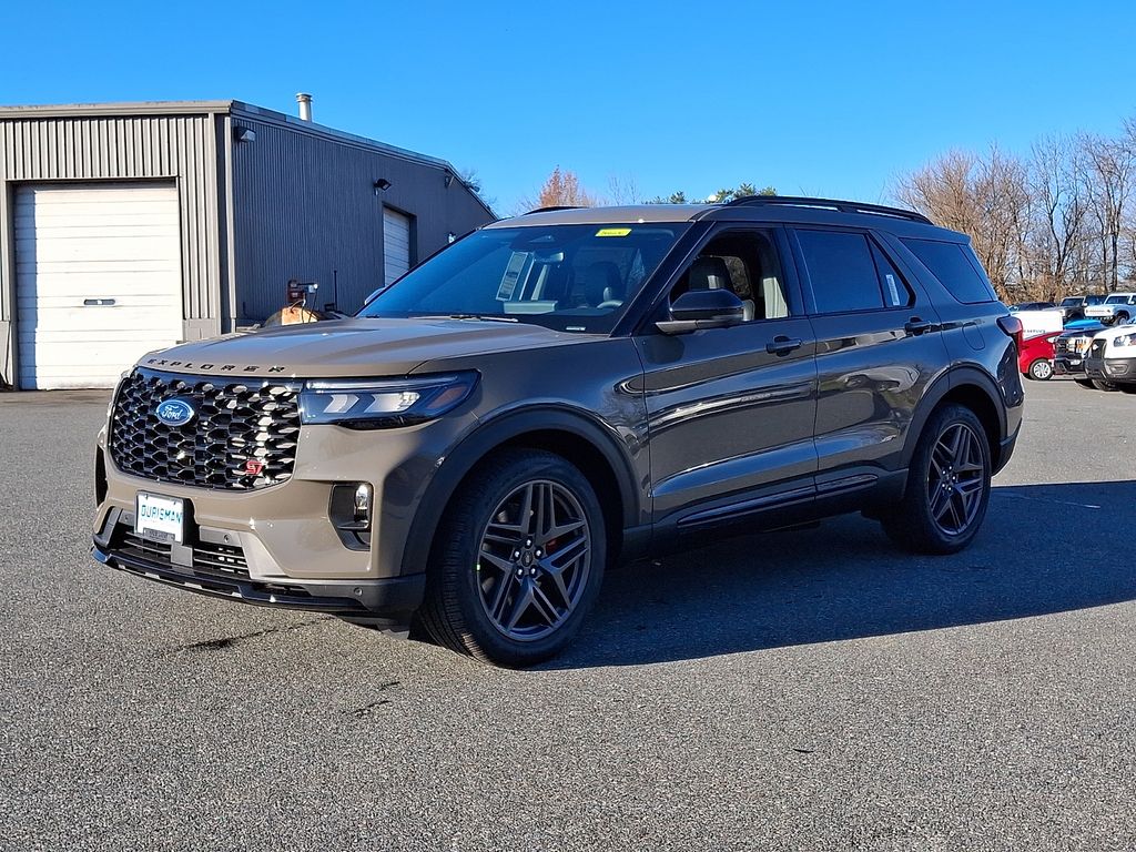2026 Ford Explorer ST photo 2