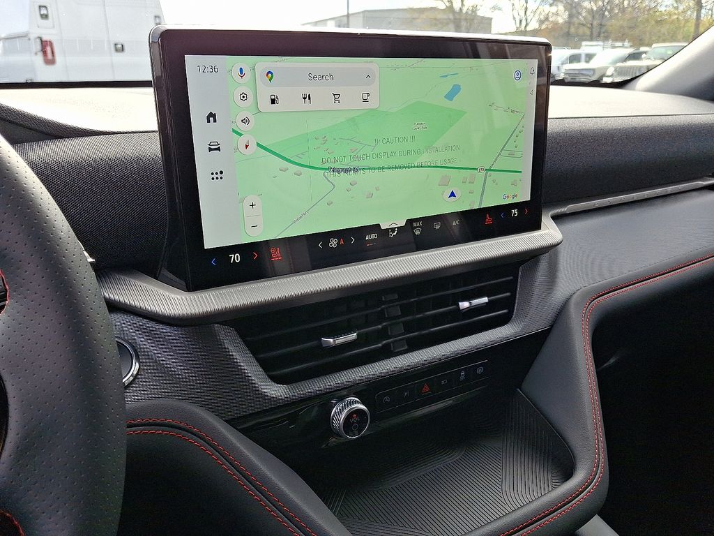 2026 Ford Explorer ST-Line - Photo 13
