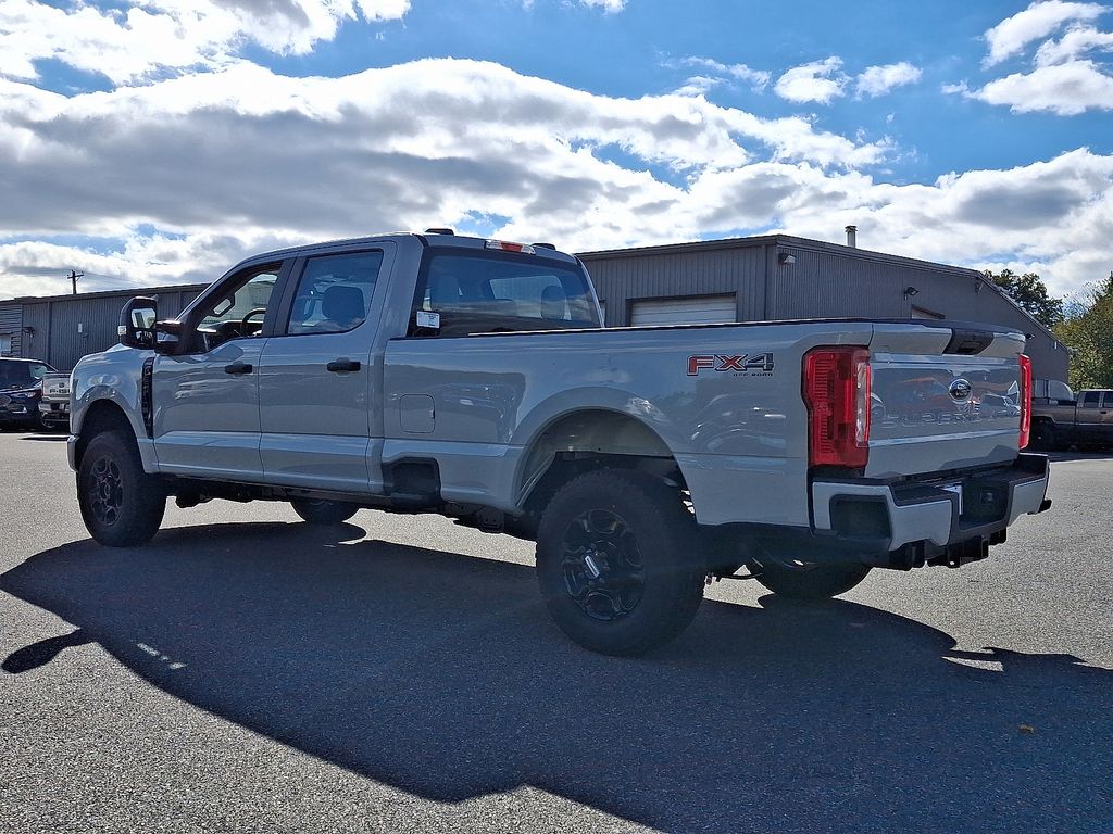 2026 Ford F-250 XL photo 3