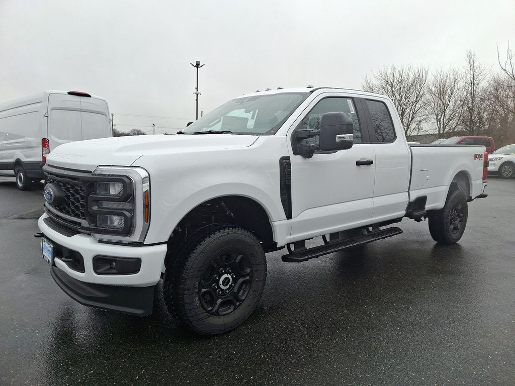 2025 Ford F-250 XL photo 3
