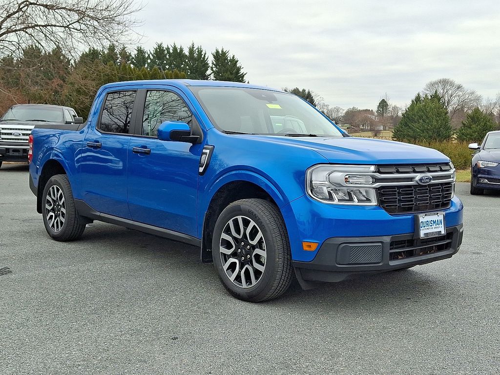 2022 Ford Maverick Lariat's photo