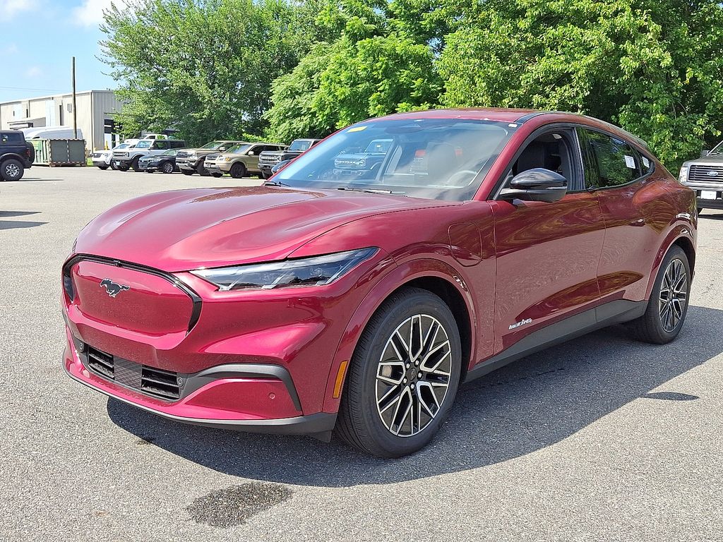 2025 Ford Mustang Mach-E Premium photo 3