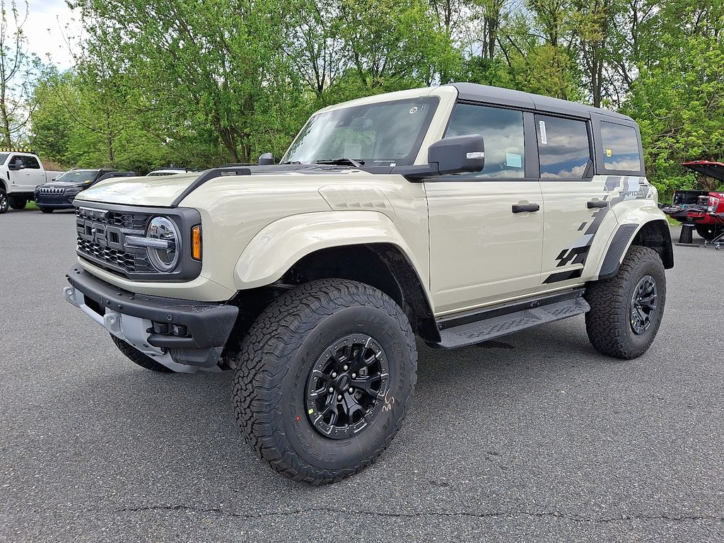 2025 Ford Bronco Raptor photo 3
