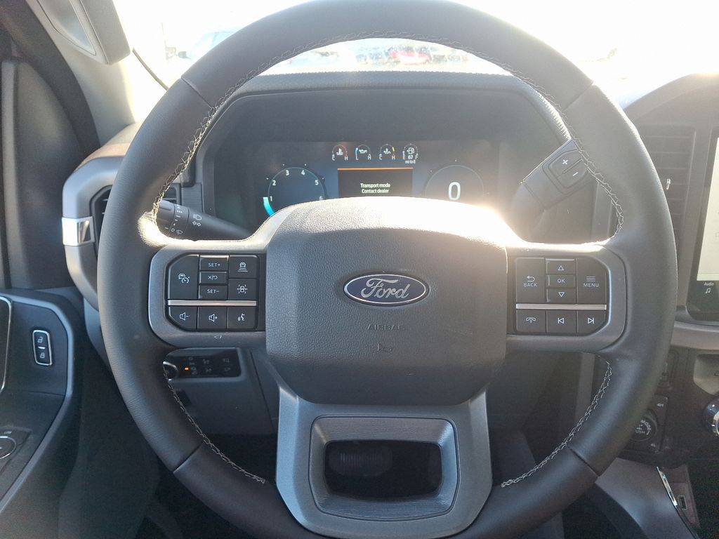 2025 Ford F-150 XLT - Photo 17