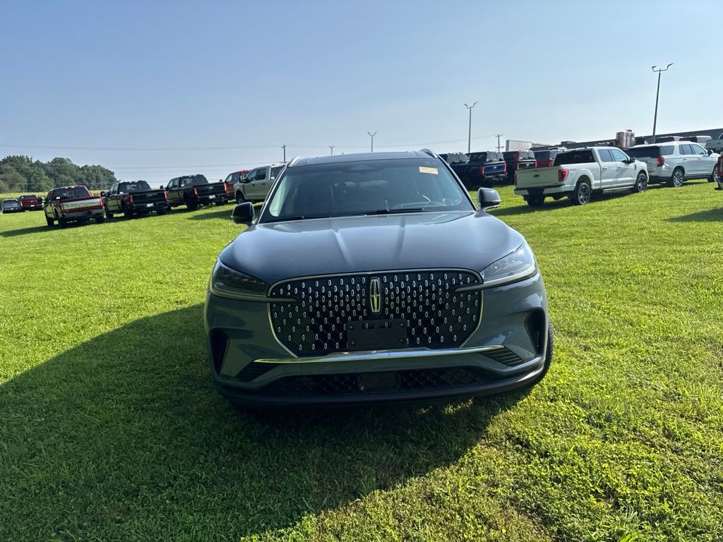 5LM5J7XC6SGL28098