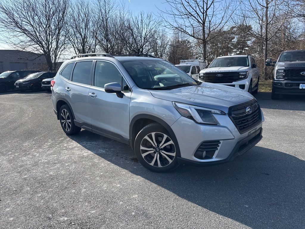2022 Subaru Forester Limited's photo