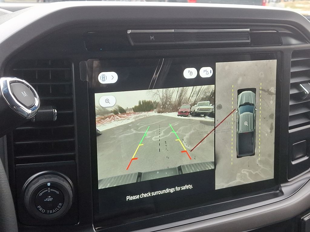 2025 Ford F-150 XLT - Photo 16