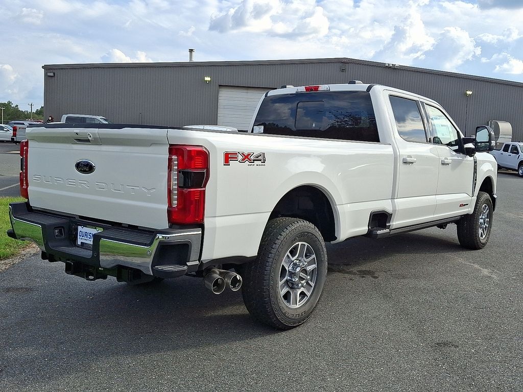 New 2026 Ford F-350SD Lariat Truck