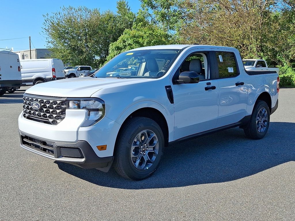 New 2025 Ford Maverick XLT Truck