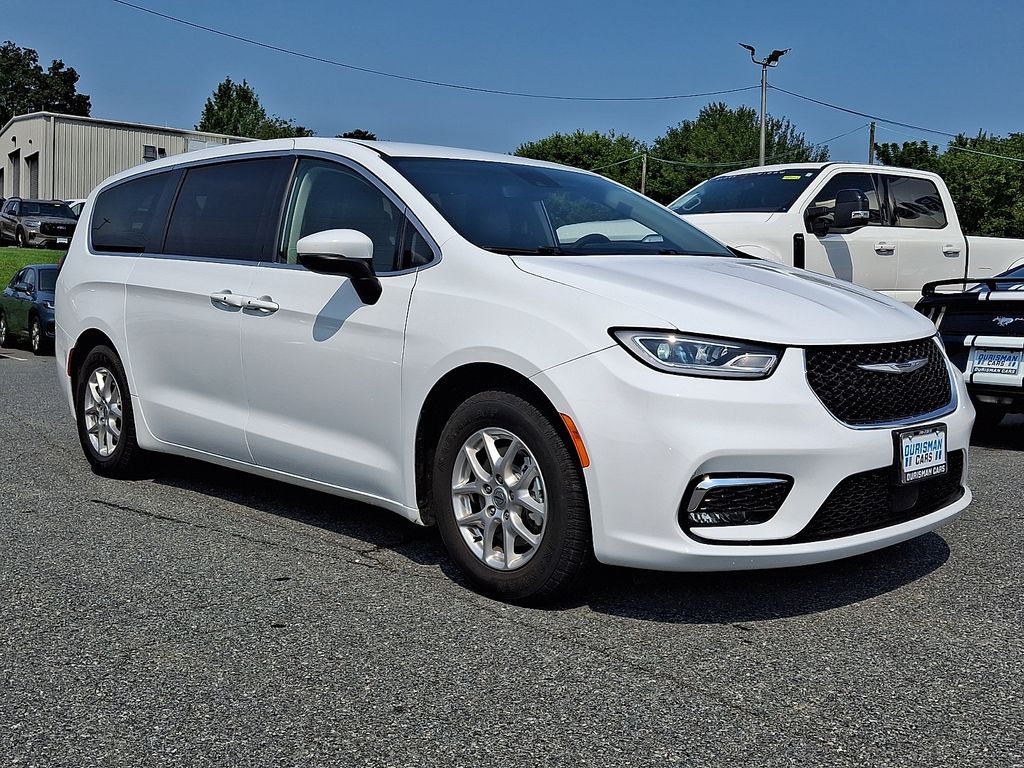 2023 Chrysler Pacifica