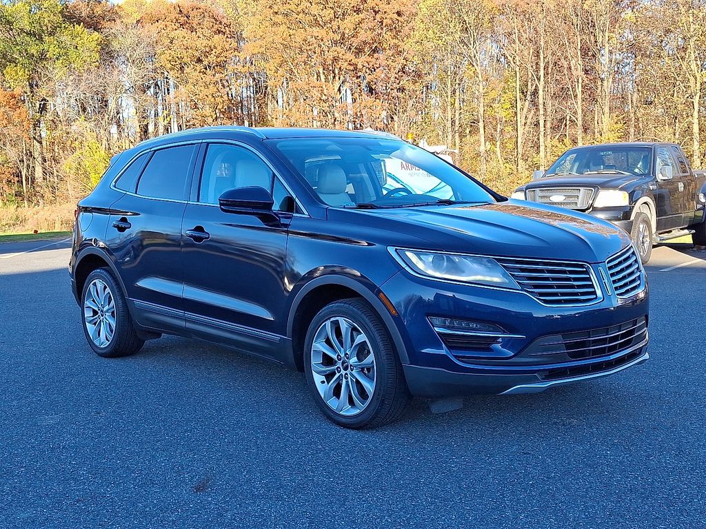 2015 Lincoln MKC Base
