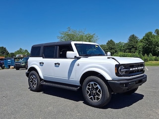 2026 Ford Bronco Outer Banks SUV