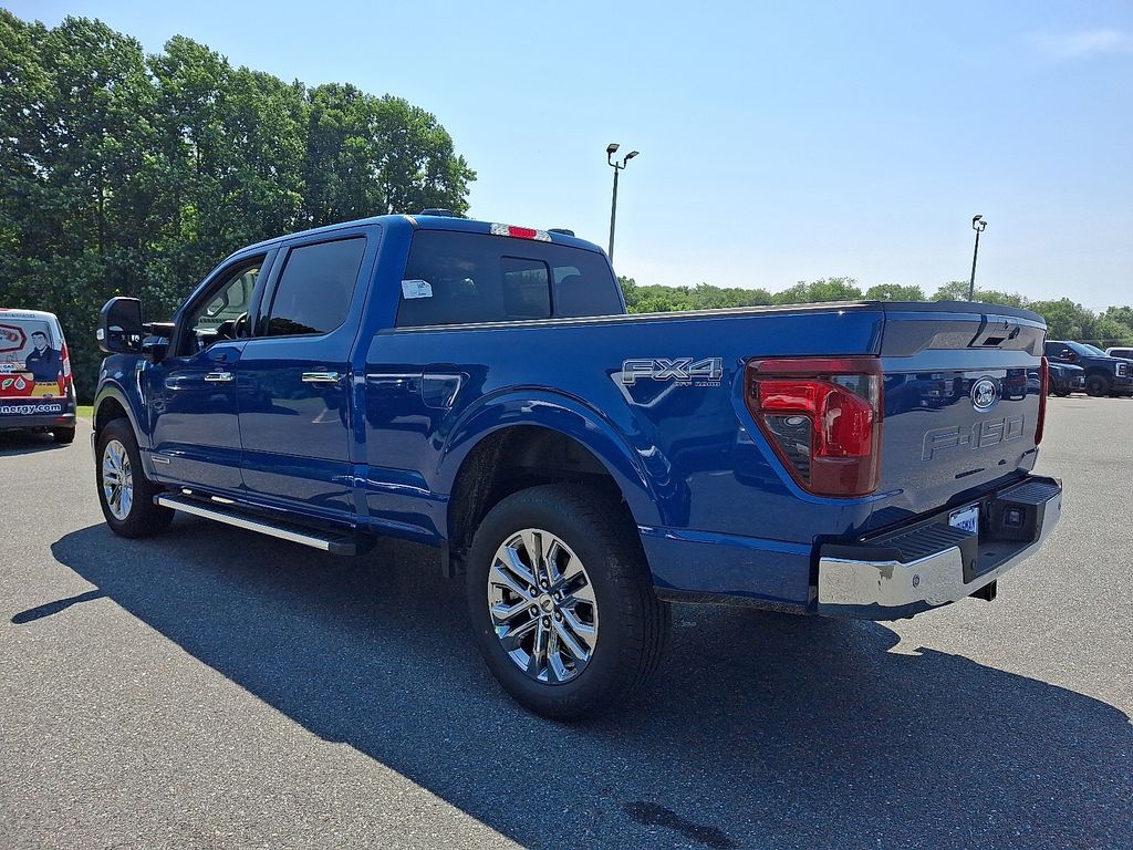 2025 Ford F-150 XLT photo 4
