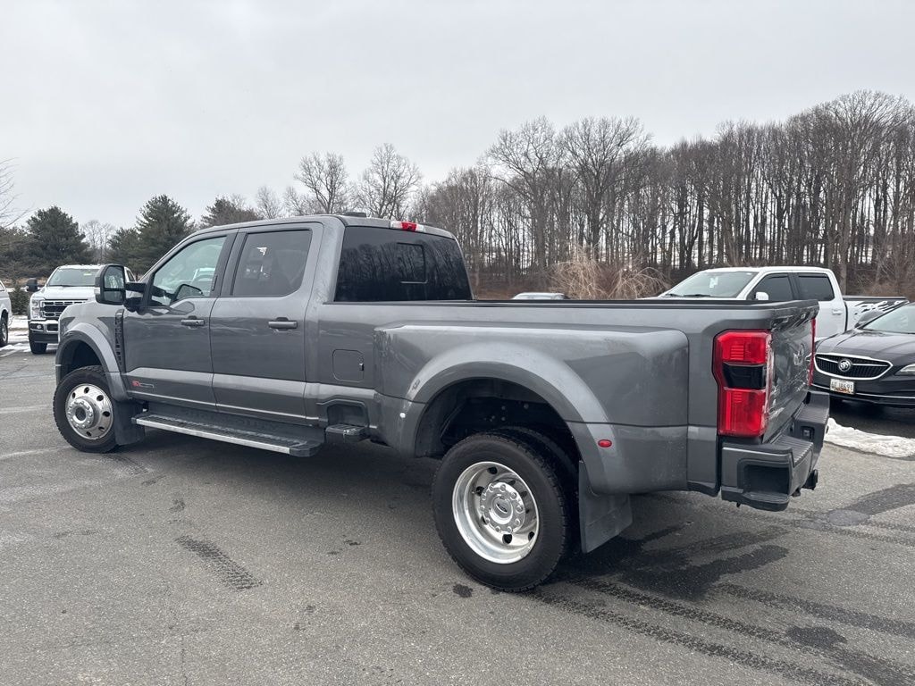 Used 2023 Ford F-450SD Lariat Truck