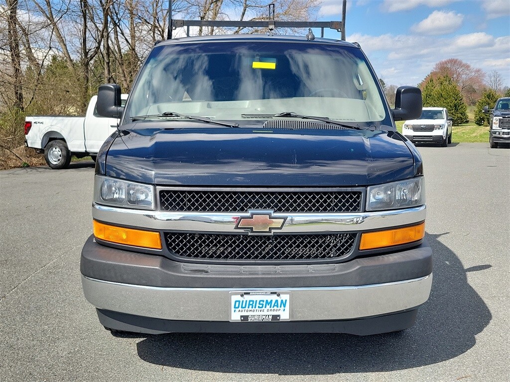 Used 2017 Chevrolet Express Passenger LS with VIN 1GAZGPFF0H1111797 for sale in Rising Sun, MD