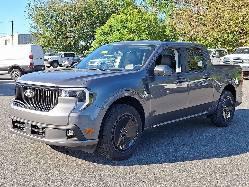 New 2025 Ford Maverick Lobo Standard Truck