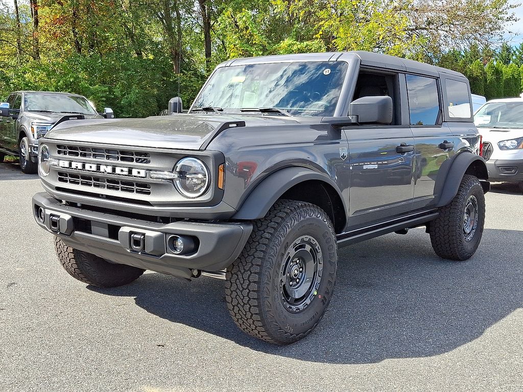 2025 Ford Bronco Big Bend photo 2