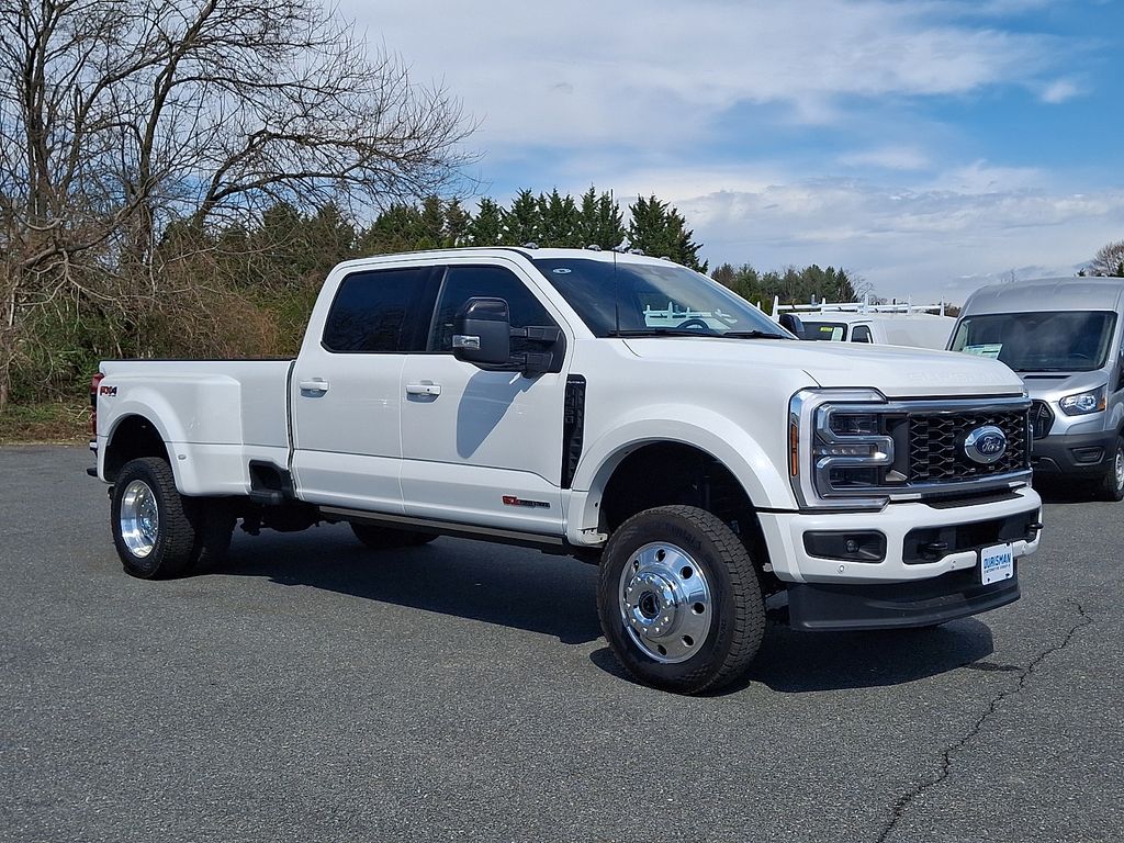 2025 Ford F-450 Platinum 4x4 Crew Cab 8' Box DRW's photo