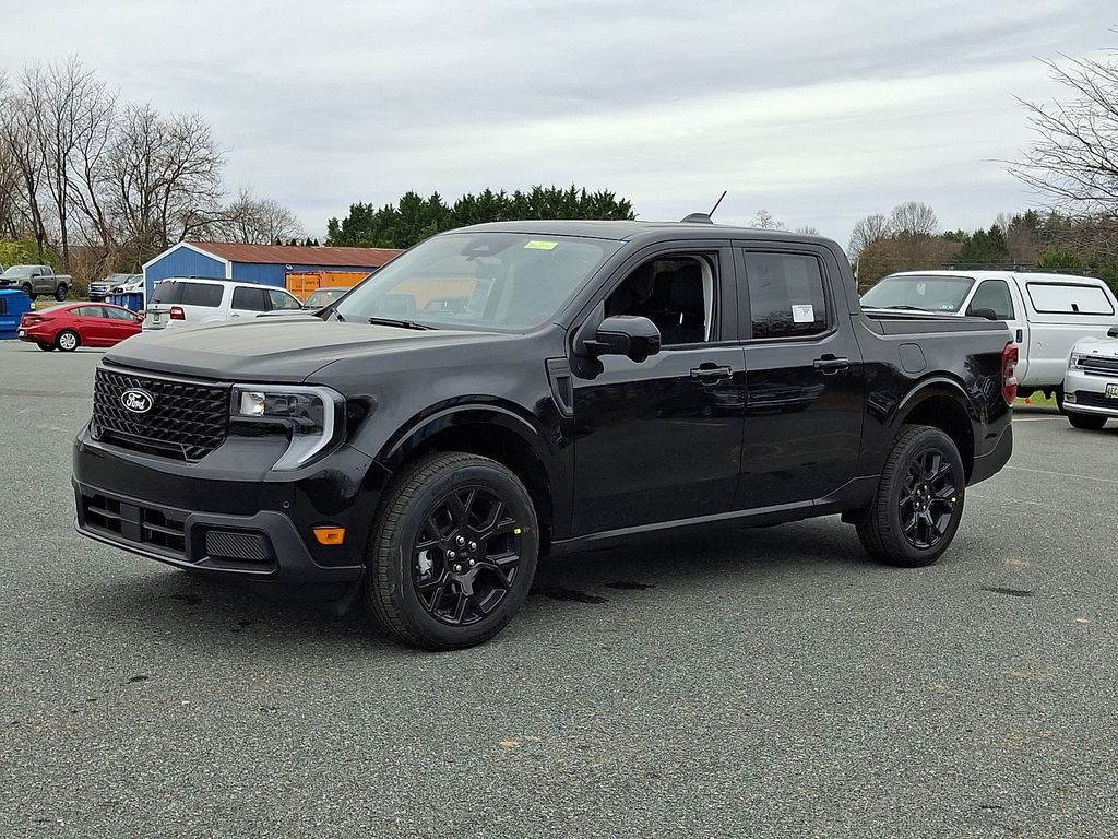 2025 Ford Maverick Lariat photo 2