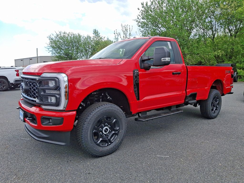2025 Ford F-350 XL photo 3