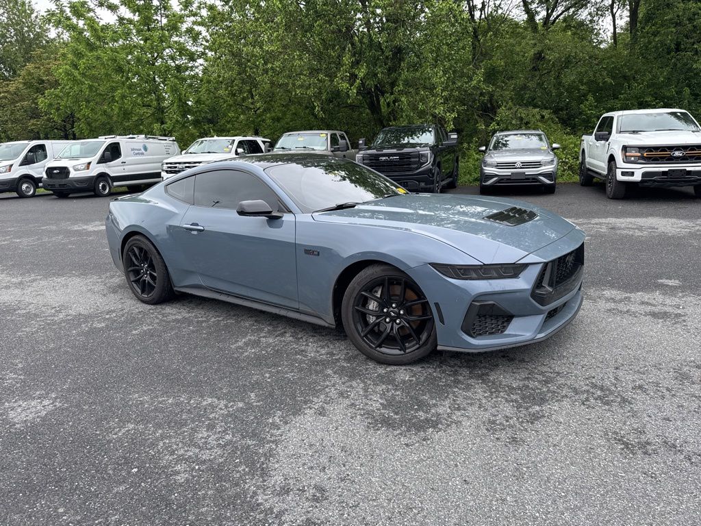2024 Ford Mustang GT Fastback's photo