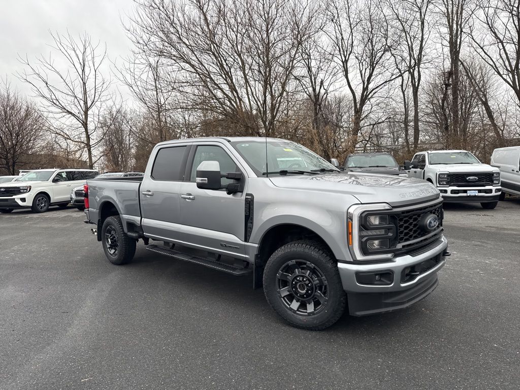 2023 Ford F-250 Super Duty Lariat's photo