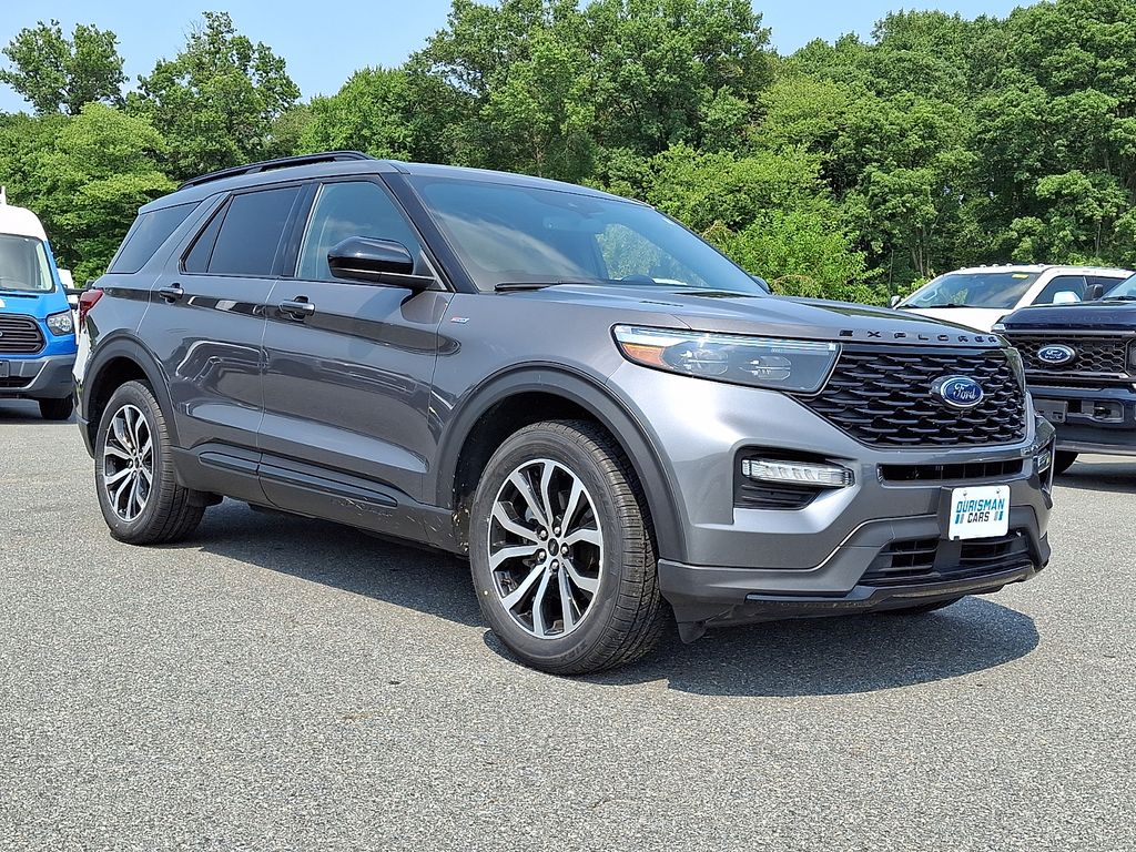 2023 Ford Explorer