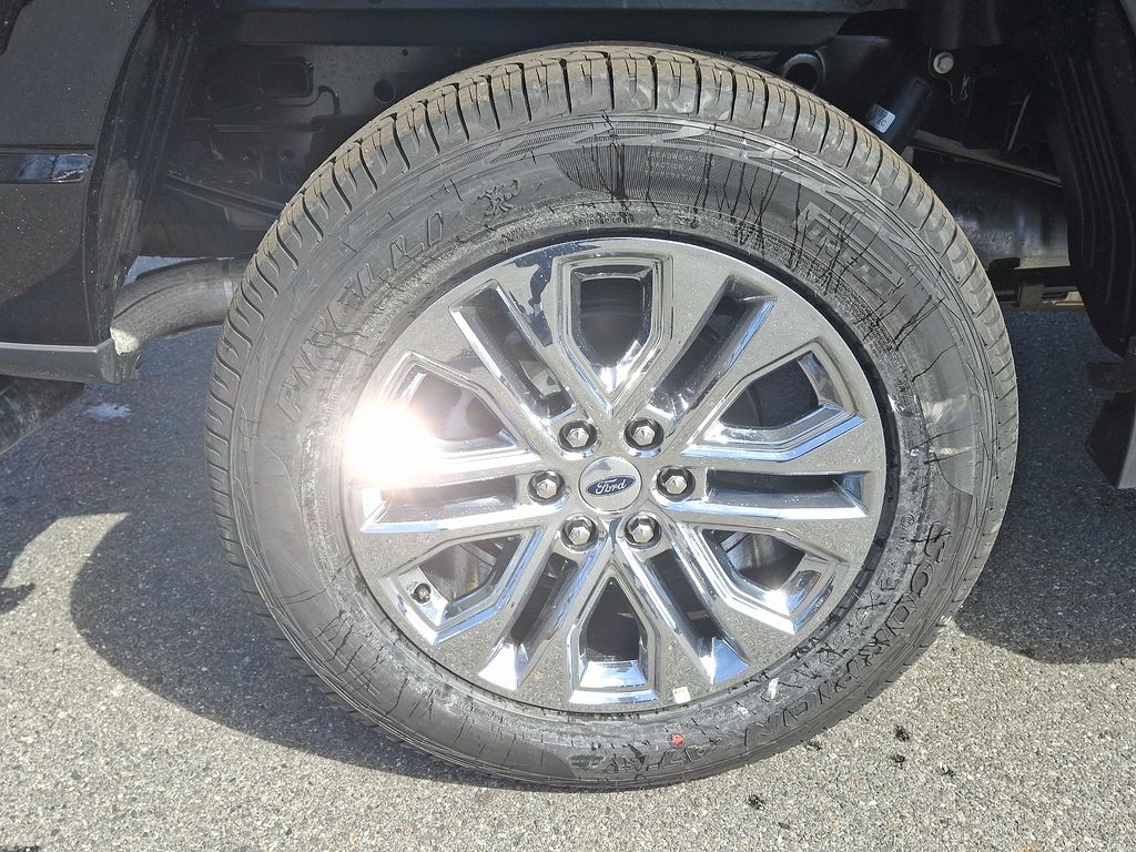2025 Ford F-150 XLT - Photo 7