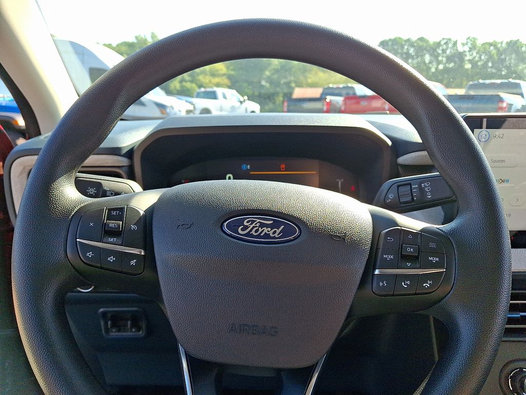 2025 Ford Maverick XLT - Photo 16