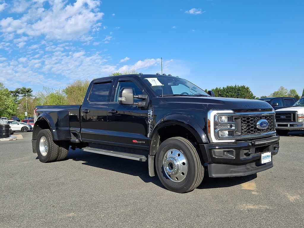 2024 Ford F-450 Lariat 4x4 Crew Cab 8' Box DRW's photo