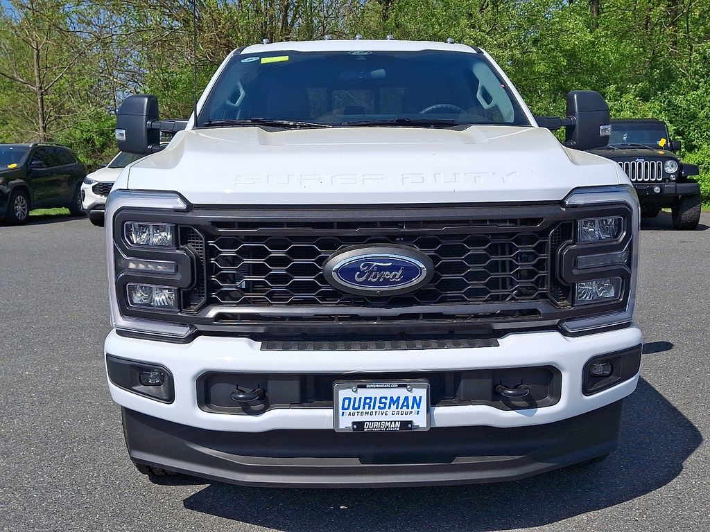 2025 Ford F-250 XL photo 2
