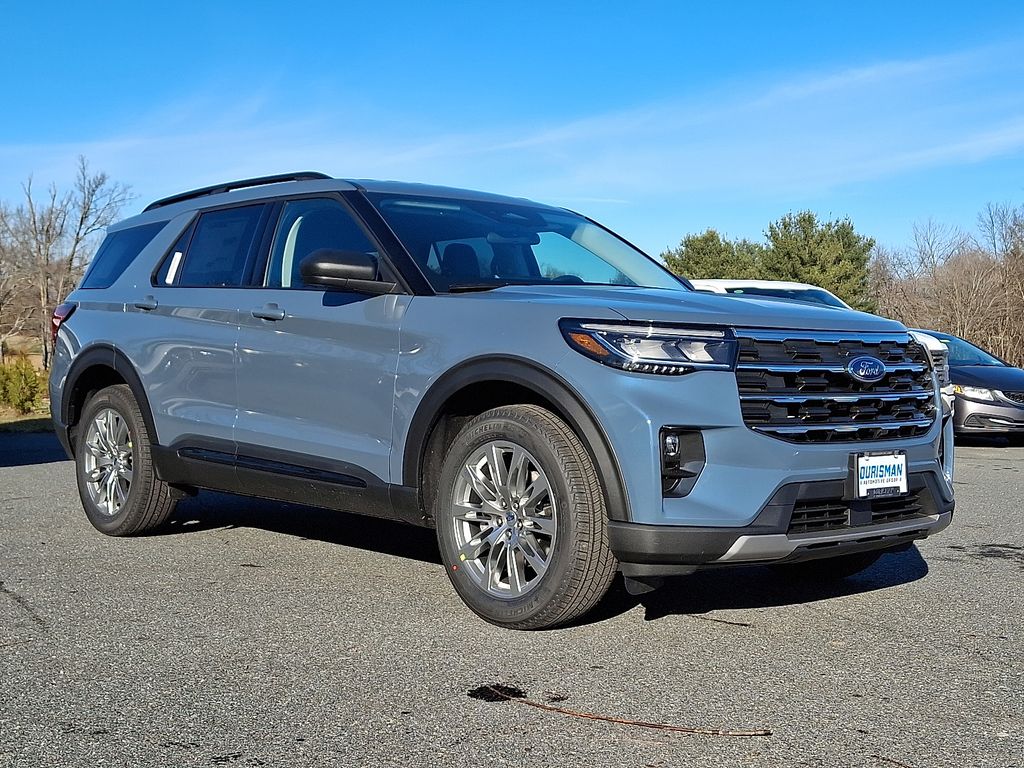 2026 Ford Explorer Active's photo