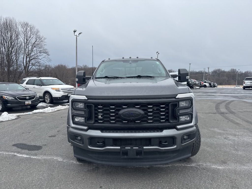 Used 2023 Ford F-450SD Lariat Truck