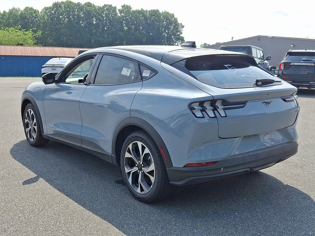 2025 Ford Mustang Mach-E Select photo 4