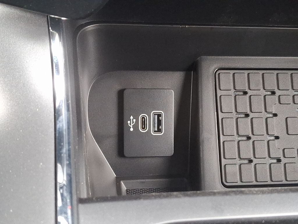 2025 Ford F-150 XLT - Photo 19