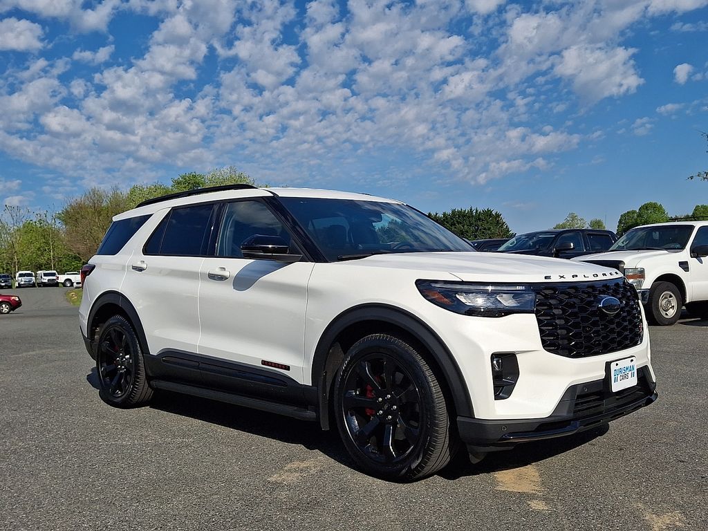 2025 Ford Explorer ST 4WD (PL535)'s photo