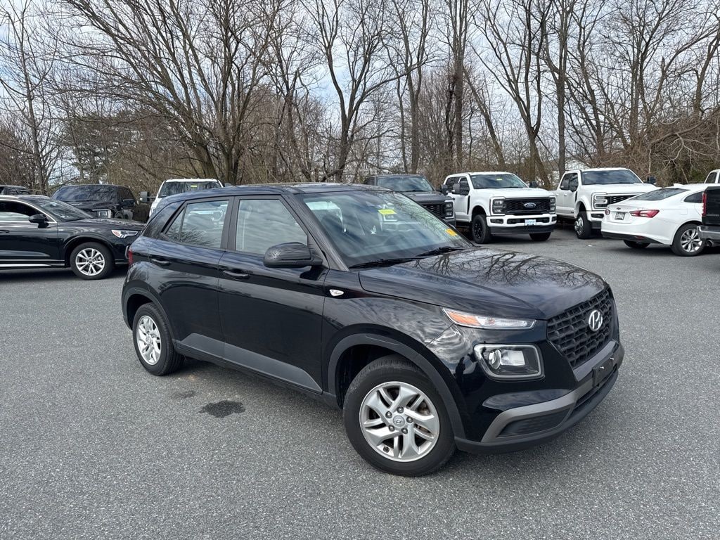 2022 Hyundai Venue SE