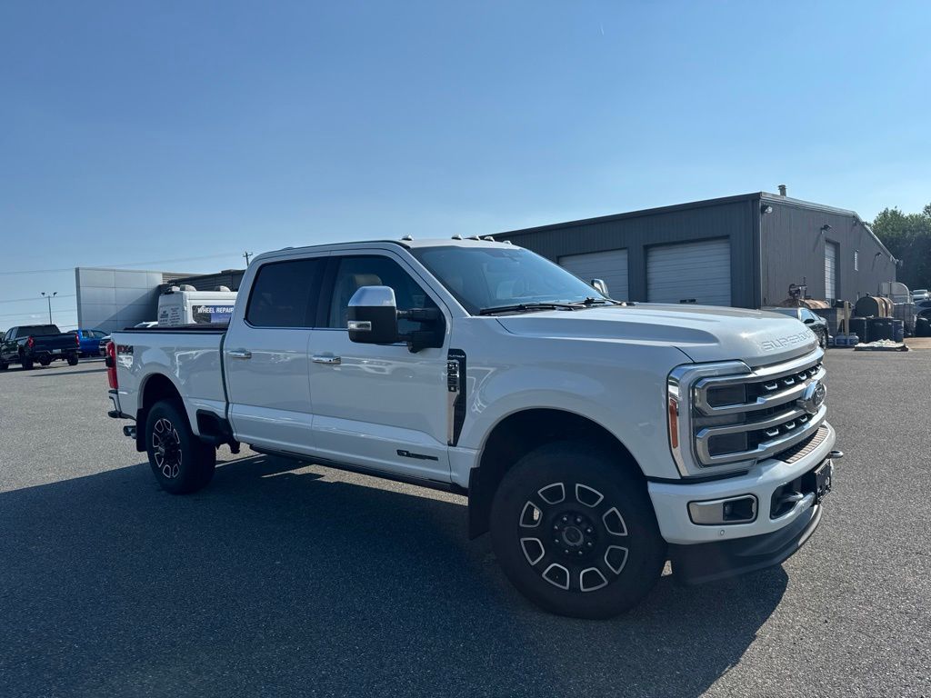 2023 Ford F-250 Platinum 4x4 Crew Cab 160 in's photo
