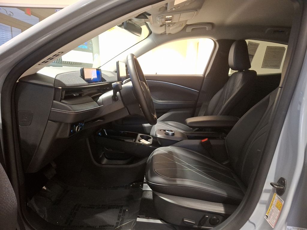 2024 Ford Mustang Mach-E Select - Photo 9