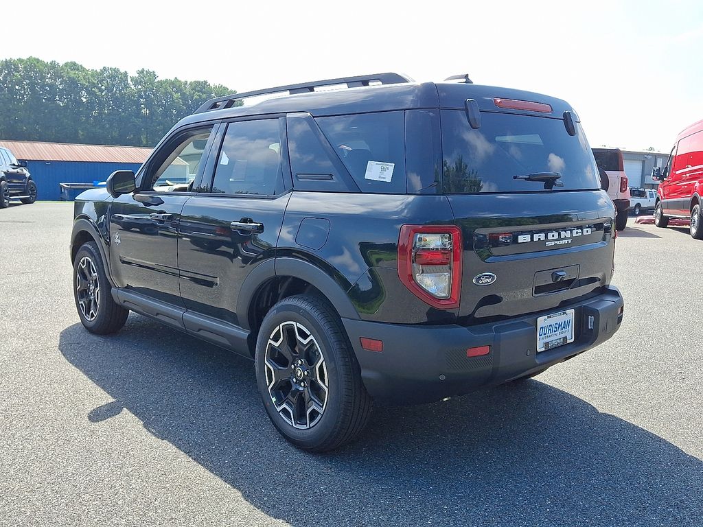2025 Ford Bronco Sport Outer Banks photo 4